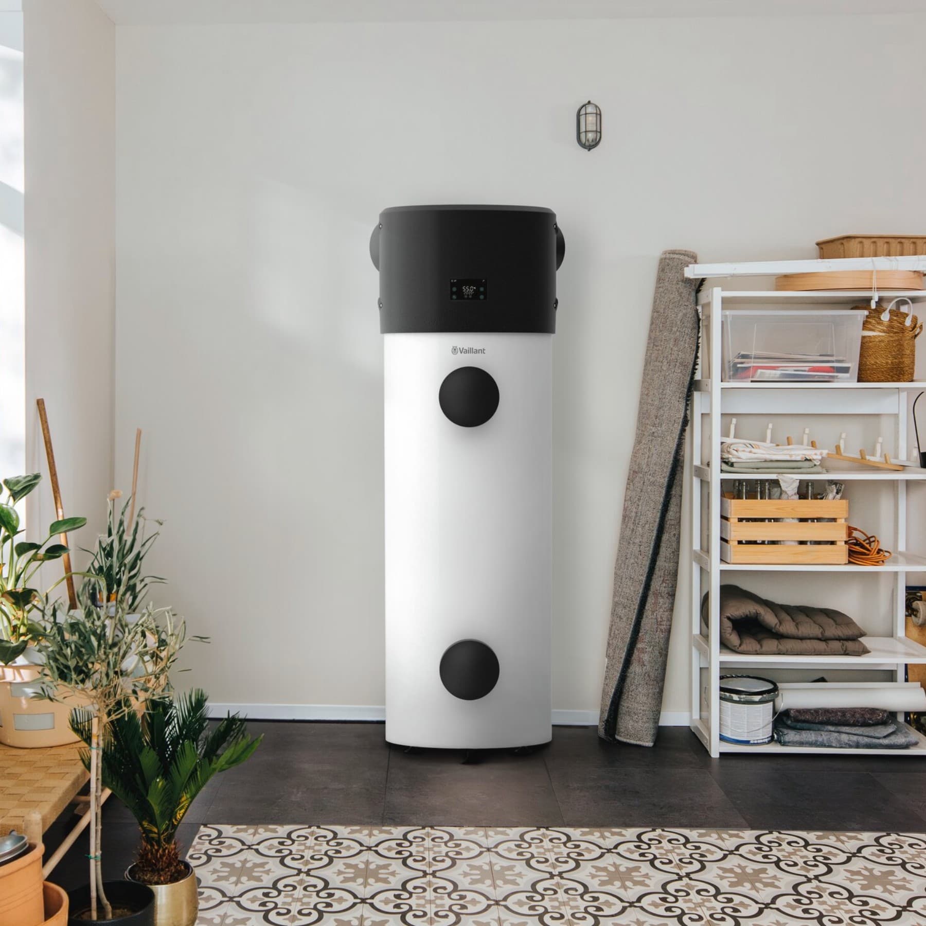 Vaillant aroSTOR plus топлинска пумпа за топла вода во помошната просторија