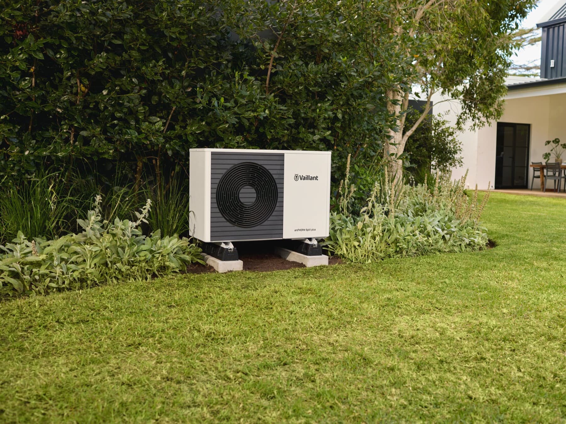 Топлинска пумпа со извор на воздух