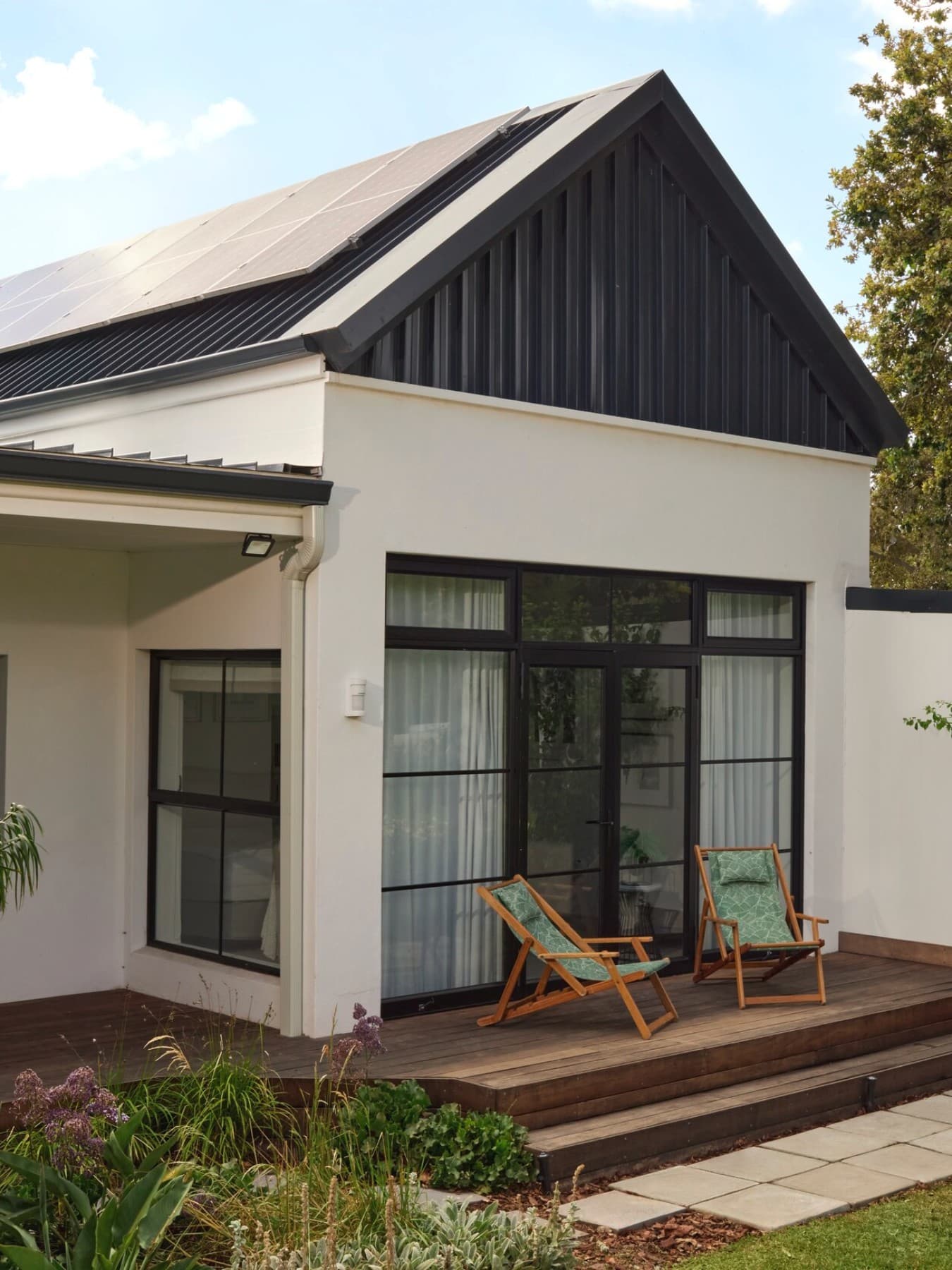 Фотоволтаични модули на покрив