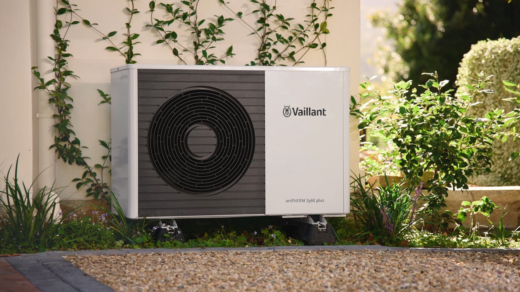 aroTHERM Split plus топлинска пумпа со извор на воздух