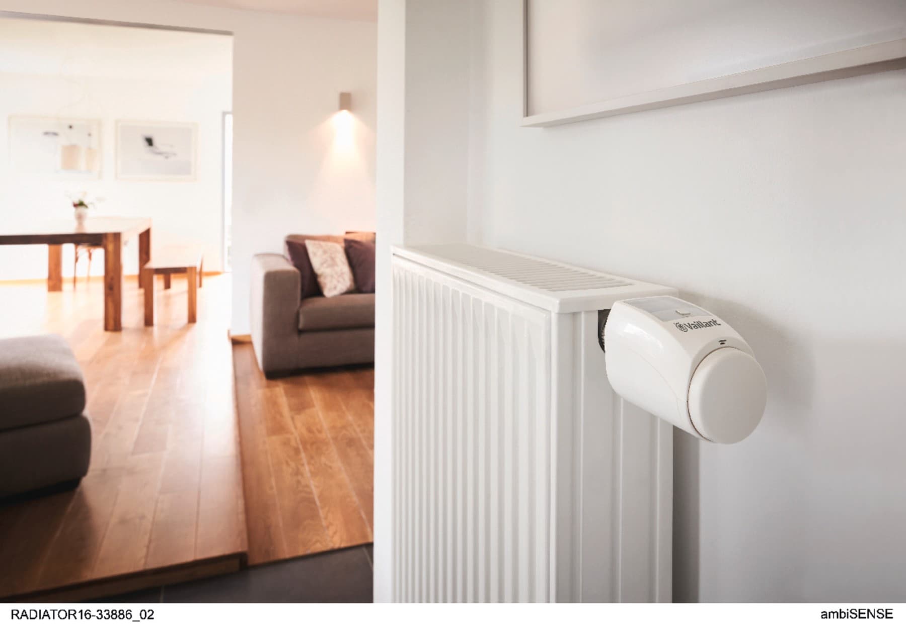 Радијатор во станот во крупен план